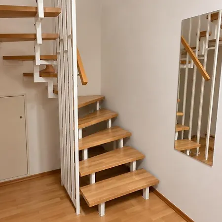Garching Maisonette *